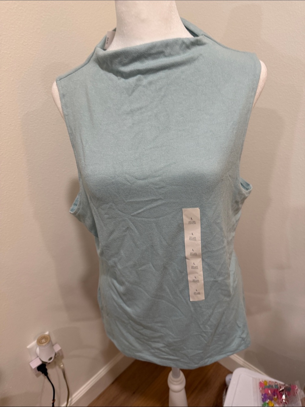 Banana Republic Sleeveless Mock Neck
